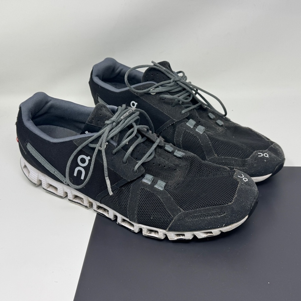 On Cloud running Training Shoes size 12 mens